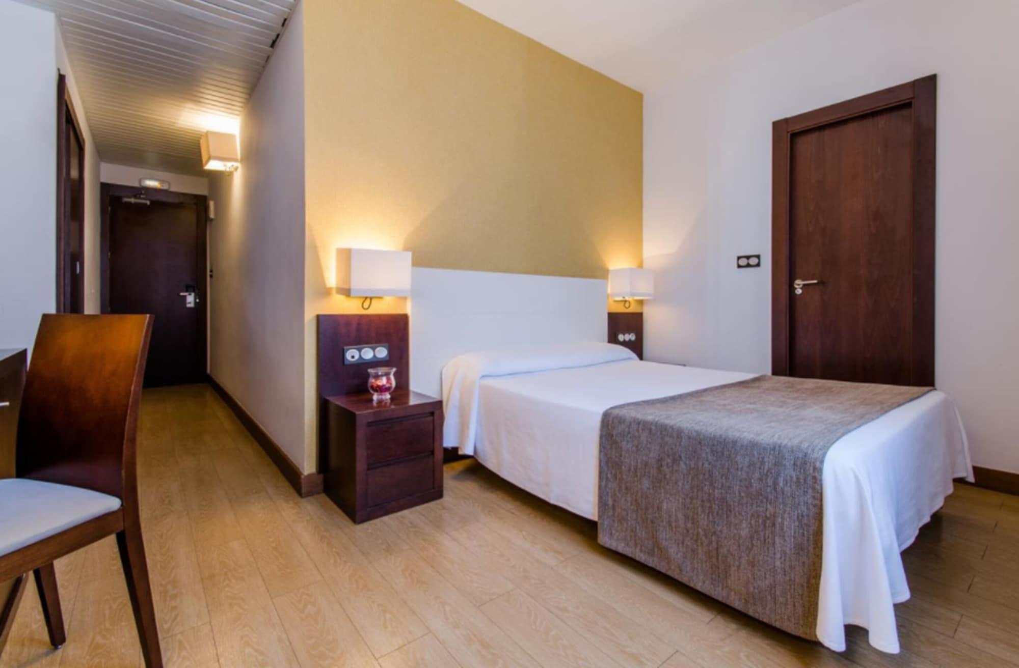 Don Juan Hotel Гранада Екстериор снимка