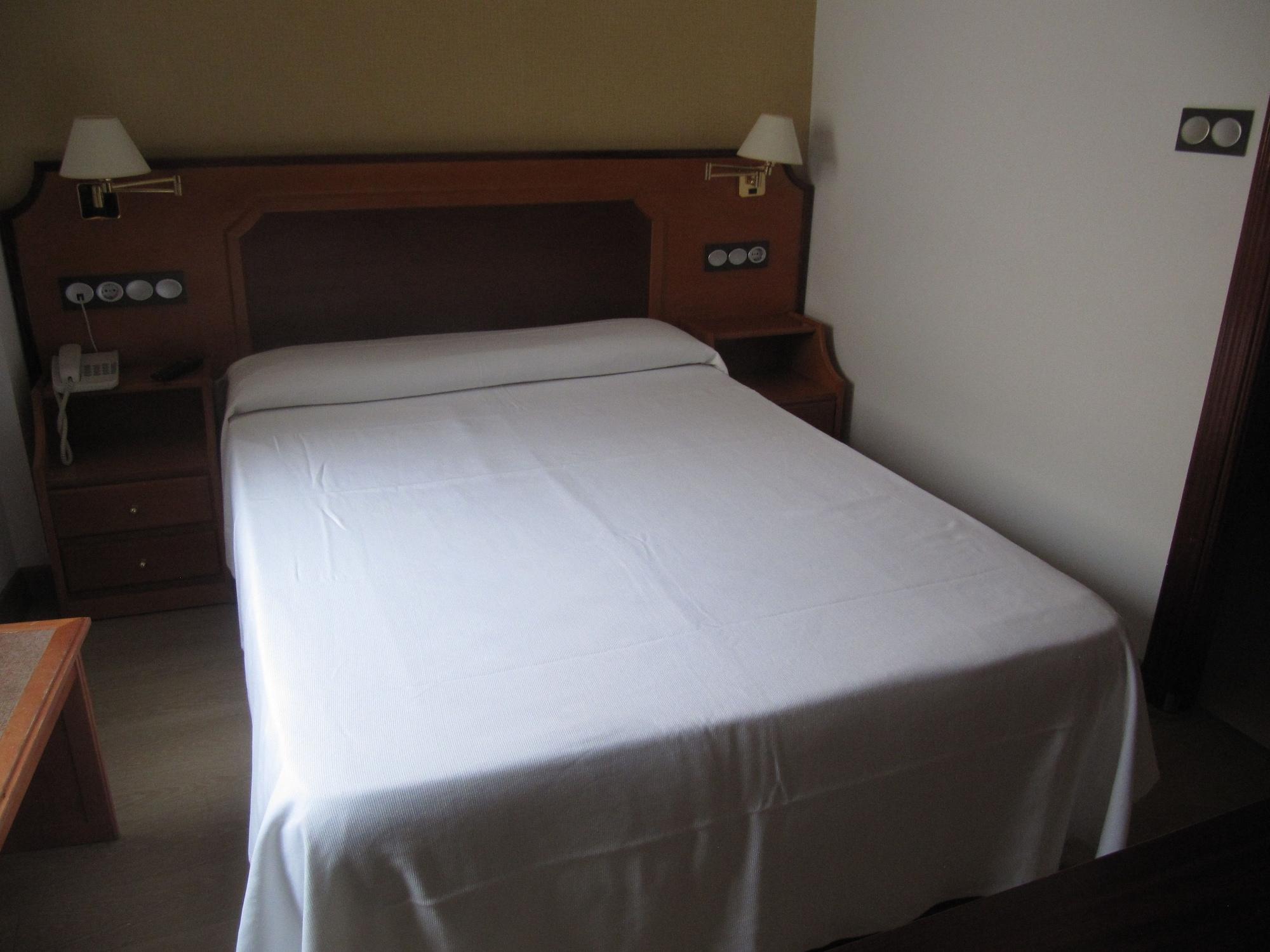 Don Juan Hotel Гранада Екстериор снимка