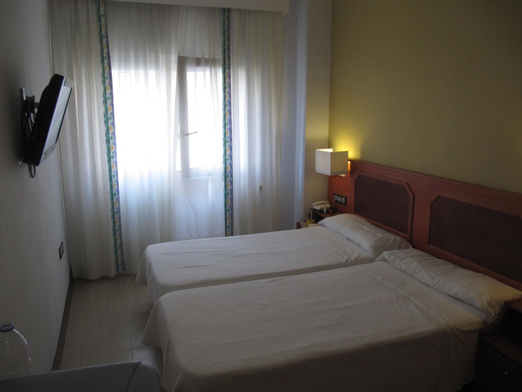 Don Juan Hotel Гранада Екстериор снимка
