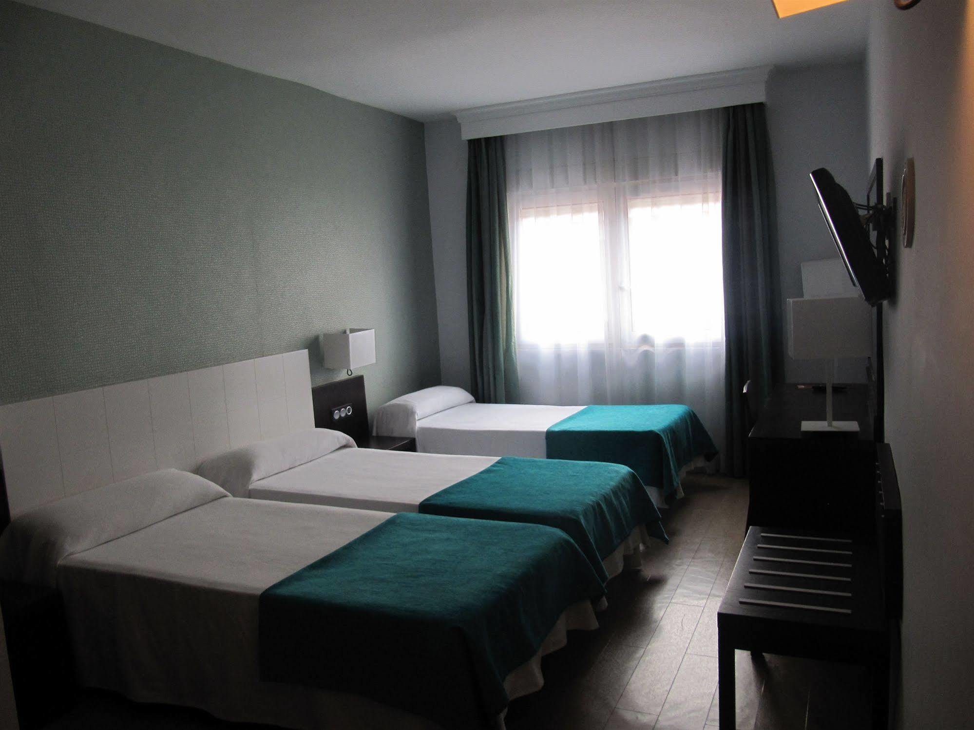 Don Juan Hotel Гранада Екстериор снимка